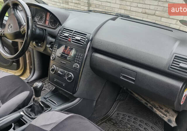 Коричневий Мерседес А клас, об'ємом двигуна 1.99 л та пробігом 317 тис. км за 2900 $, фото 4 на Automoto.ua