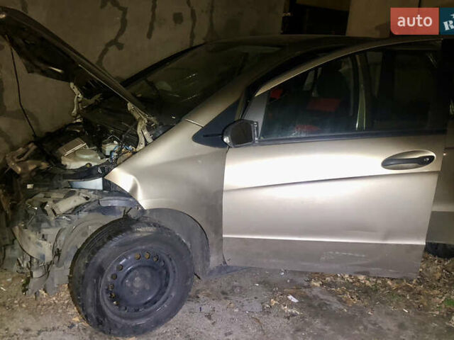 Коричневий Мерседес А клас, об'ємом двигуна 1.5 л та пробігом 302 тис. км за 2478 $, фото 1 на Automoto.ua