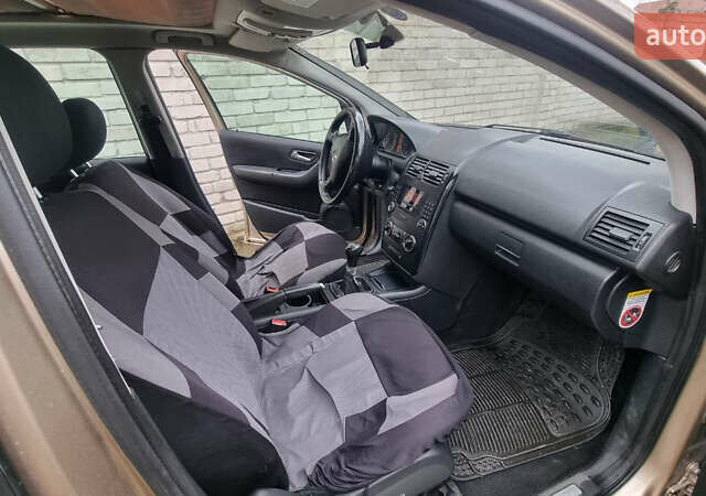 Коричневий Мерседес А клас, об'ємом двигуна 1.99 л та пробігом 317 тис. км за 2900 $, фото 7 на Automoto.ua