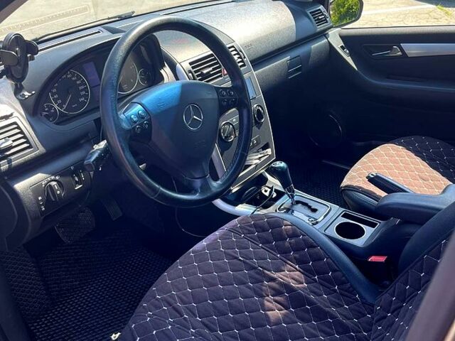 Коричневый Мерседес А класс, объемом двигателя 2 л и пробегом 256 тыс. км за 5900 $, фото 4 на Automoto.ua