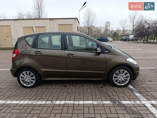 Коричневый Мерседес А класс, объемом двигателя 1.5 л и пробегом 198 тыс. км за 6350 $, фото 1 на Automoto.ua