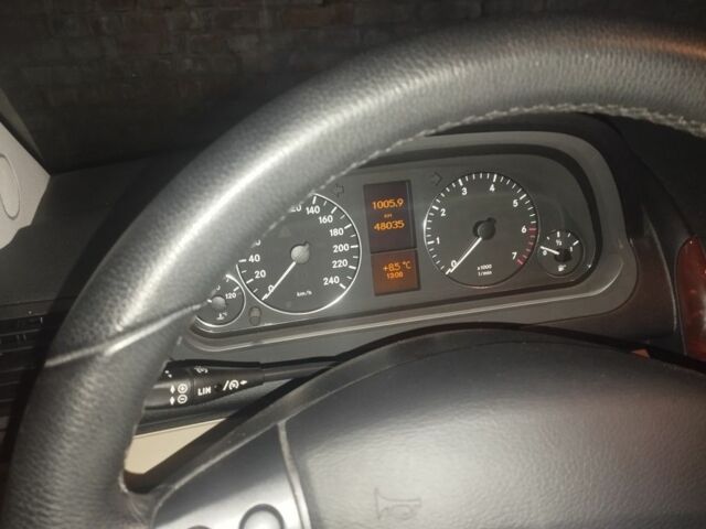 Коричневый Мерседес А класс, объемом двигателя 1.7 л и пробегом 48 тыс. км за 8100 $, фото 5 на Automoto.ua