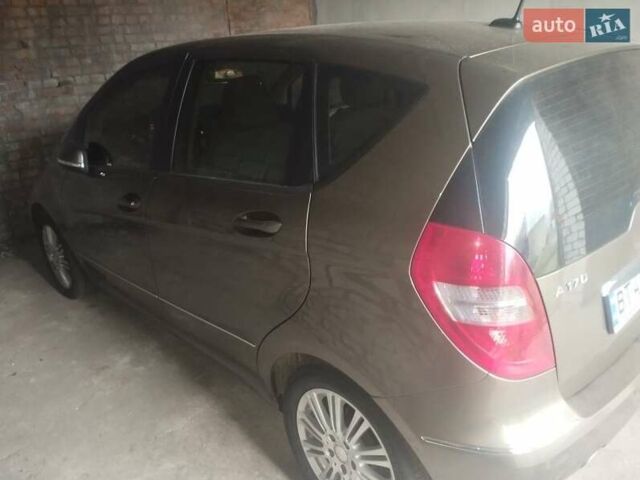 Коричневый Мерседес А класс, объемом двигателя 1.7 л и пробегом 48 тыс. км за 8100 $, фото 3 на Automoto.ua