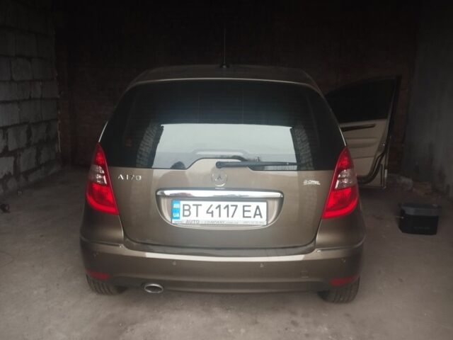 Коричневый Мерседес А класс, объемом двигателя 1.7 л и пробегом 48 тыс. км за 8100 $, фото 2 на Automoto.ua