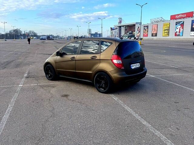 Коричневый Мерседес А класс, объемом двигателя 1.5 л и пробегом 156 тыс. км за 5000 $, фото 6 на Automoto.ua