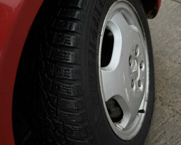 Красный Мерседес А класс, объемом двигателя 1.6 л и пробегом 268 тыс. км за 2999 $, фото 20 на Automoto.ua