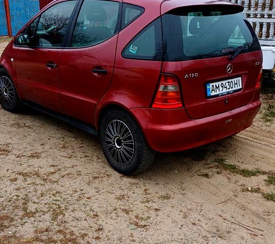 Червоний Мерседес А клас, об'ємом двигуна 1.7 л та пробігом 240 тис. км за 3450 $, фото 4 на Automoto.ua