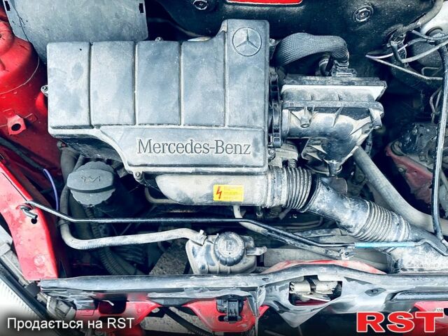 Красный Мерседес А класс, объемом двигателя 1.4 л и пробегом 190 тыс. км за 3399 $, фото 8 на Automoto.ua