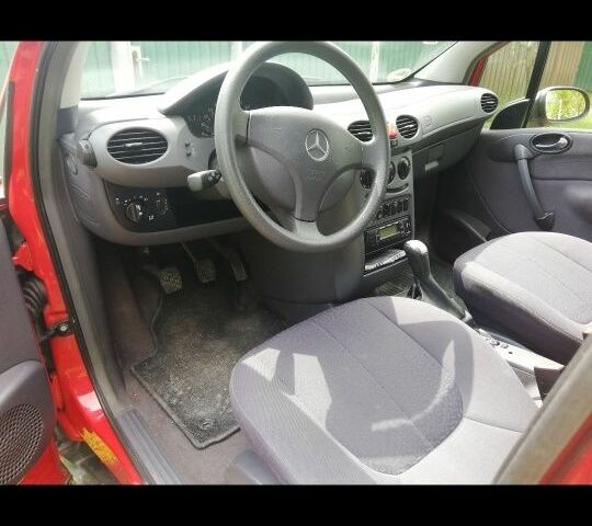 Мерседес А класс 1999 в Гниване на Automoto.ua Красный Мерседес А класс, объемом двигателя 0 л и пробегом 145 тыс. км за 3000 $, фото 3 на Automoto.ua