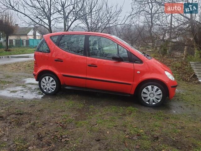 Красный Мерседес А класс, объемом двигателя 1.4 л и пробегом 148 тыс. км за 3500 $, фото 3 на Automoto.ua