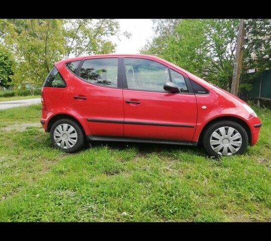 Мерседес А класс 1999 в Гниване на Automoto.ua Красный Мерседес А класс, объемом двигателя 0 л и пробегом 145 тыс. км за 3000 $, фото 1 на Automoto.ua