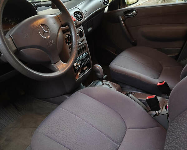 Червоний Мерседес А клас, об'ємом двигуна 1.4 л та пробігом 176 тис. км за 3500 $, фото 5 на Automoto.ua