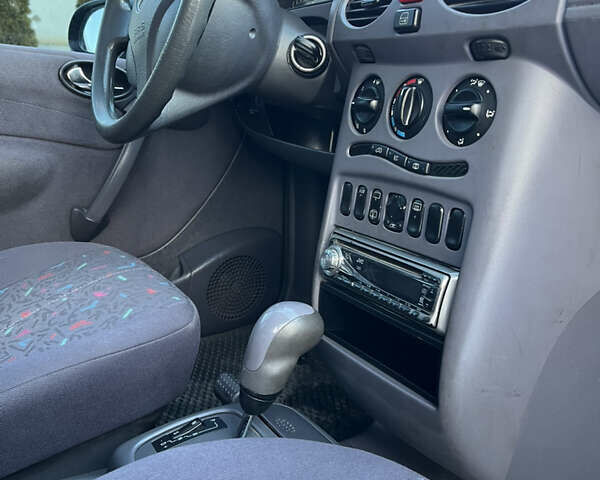 Красный Мерседес А класс, объемом двигателя 1.6 л и пробегом 248 тыс. км за 4300 $, фото 41 на Automoto.ua