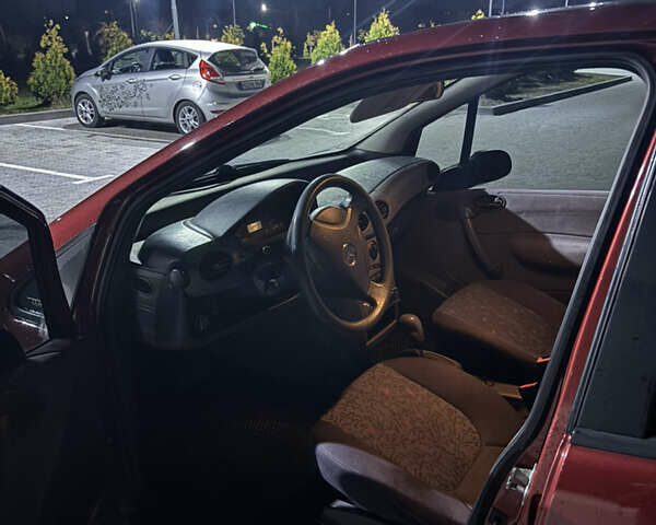 Червоний Мерседес А клас, об'ємом двигуна 1.6 л та пробігом 240 тис. км за 3100 $, фото 4 на Automoto.ua