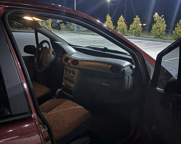 Червоний Мерседес А клас, об'ємом двигуна 1.6 л та пробігом 240 тис. км за 3100 $, фото 3 на Automoto.ua