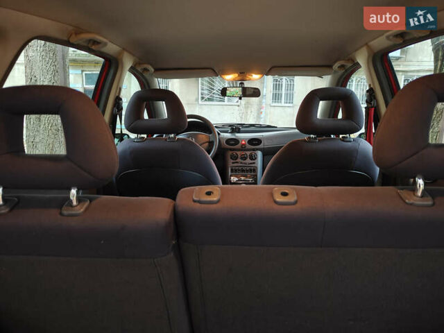 Червоний Мерседес А клас, об'ємом двигуна 1.4 л та пробігом 176 тис. км за 3500 $, фото 8 на Automoto.ua