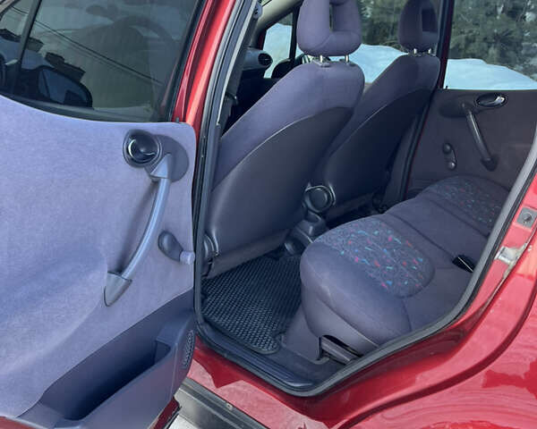 Красный Мерседес А класс, объемом двигателя 1.6 л и пробегом 248 тыс. км за 4300 $, фото 29 на Automoto.ua