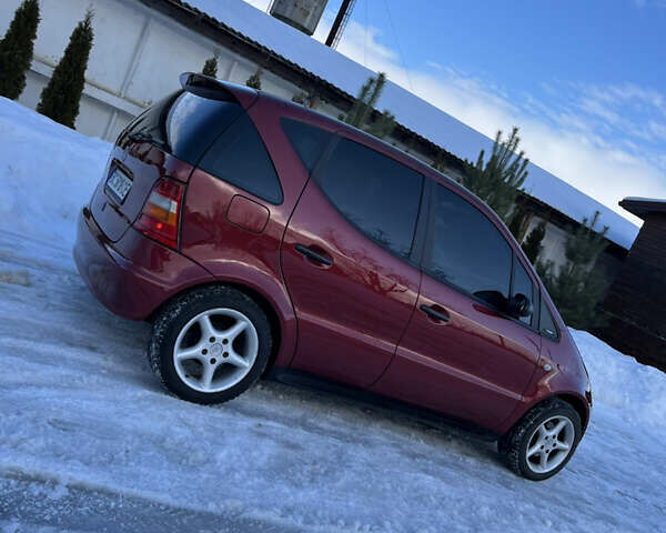 Красный Мерседес А класс, объемом двигателя 1.6 л и пробегом 248 тыс. км за 4300 $, фото 48 на Automoto.ua