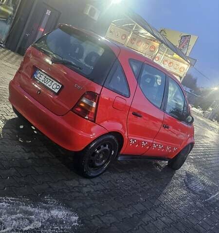 Красный Мерседес А класс, объемом двигателя 1.7 л и пробегом 300 тыс. км за 2400 $, фото 3 на Automoto.ua