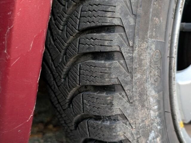 Червоний Мерседес А клас, об'ємом двигуна 0 л та пробігом 300 тис. км за 955 $, фото 7 на Automoto.ua