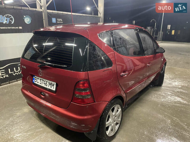 Красный Мерседес А класс, объемом двигателя 1.69 л и пробегом 290 тыс. км за 4200 $, фото 5 на Automoto.ua