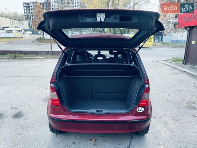 Червоний Мерседес А клас, об'ємом двигуна 2 л та пробігом 211 тис. км за 2300 $, фото 8 на Automoto.ua