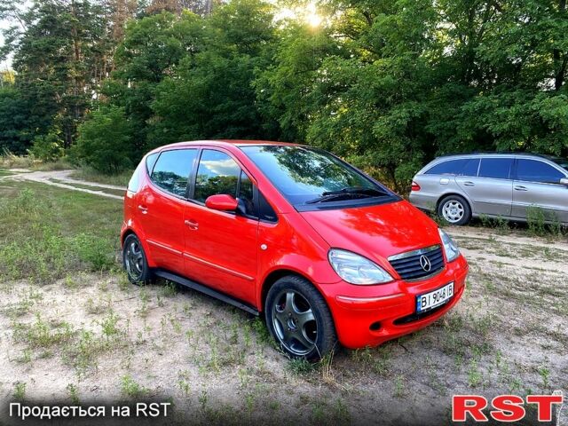Мерседес А класс 2002 в Богодухове на Automoto.ua Красный Мерседес А класс, объемом двигателя 1.9 л и пробегом 0 тыс. км за 3000 $, фото 1 на Automoto.ua
