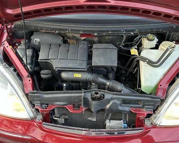 Мерседес А класс 2002 в Хмельницком на Automoto.ua Красный Мерседес А класс, объемом двигателя 1.9 л и пробегом 188 тыс. км за 5200 $, фото 2 на Automoto.ua