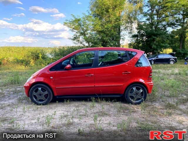 Мерседес А класс 2002 в Богодухове на Automoto.ua Красный Мерседес А класс, объемом двигателя 1.9 л и пробегом 0 тыс. км за 3000 $, фото 4 на Automoto.ua