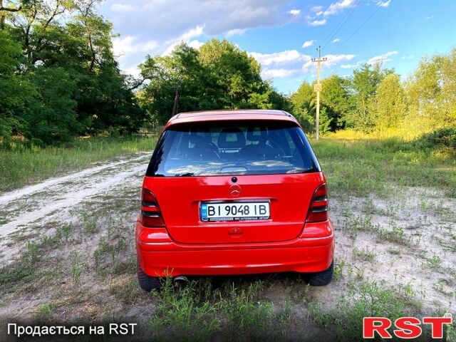 Мерседес А класс 2002 в Богодухове на Automoto.ua Красный Мерседес А класс, объемом двигателя 1.9 л и пробегом 0 тыс. км за 3000 $, фото 3 на Automoto.ua