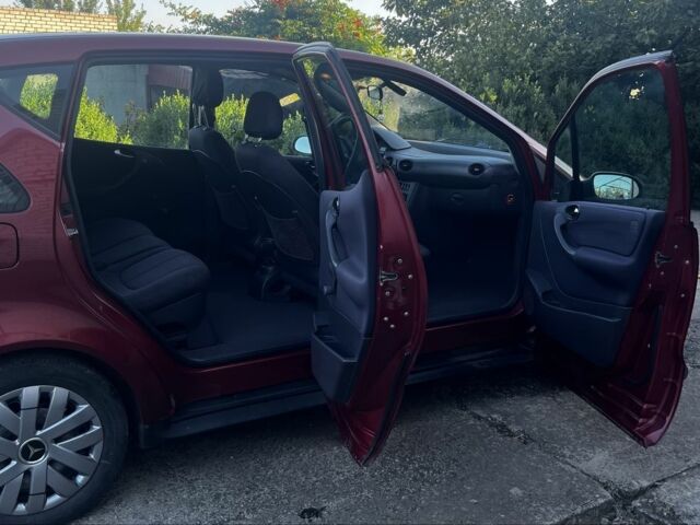 Червоний Мерседес А клас, об'ємом двигуна 1.4 л та пробігом 174 тис. км за 3660 $, фото 3 на Automoto.ua