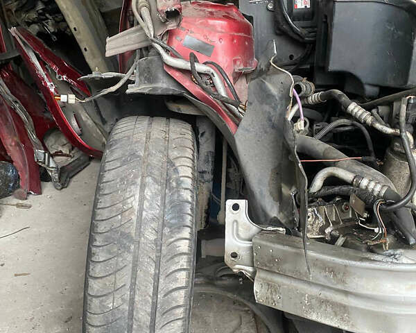 Красный Мерседес А класс, объемом двигателя 1.6 л и пробегом 170 тыс. км за 1200 $, фото 30 на Automoto.ua