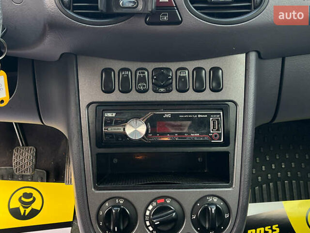 Червоний Мерседес А клас, об'ємом двигуна 1.4 л та пробігом 200 тис. км за 4300 $, фото 11 на Automoto.ua