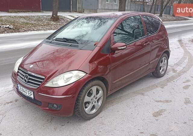 Червоний Мерседес А клас, об'ємом двигуна 1.7 л та пробігом 253 тис. км за 3000 $, фото 6 на Automoto.ua