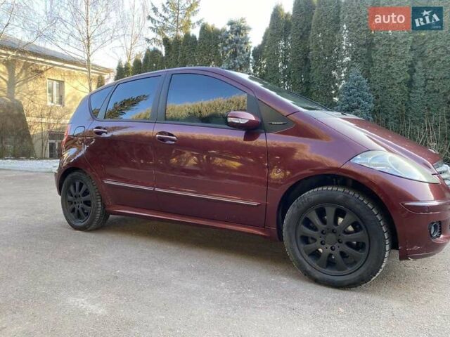 Червоний Мерседес А клас, об'ємом двигуна 2.04 л та пробігом 196 тис. км за 4800 $, фото 1 на Automoto.ua