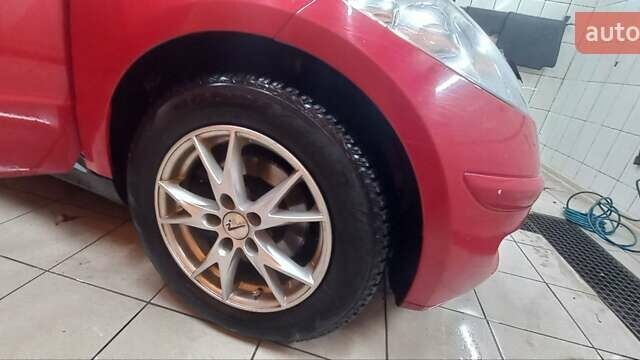 Мерседес А класс 2007 в Киеве на Automoto.ua Красный Мерседес А класс, объемом двигателя 1.66 л и пробегом 117 тыс. км за 5300 $, фото 14 на Automoto.ua