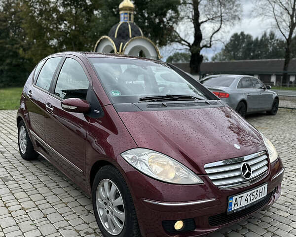 Червоний Мерседес А клас, об'ємом двигуна 1.99 л та пробігом 280 тис. км за 6505 $, фото 1 на Automoto.ua