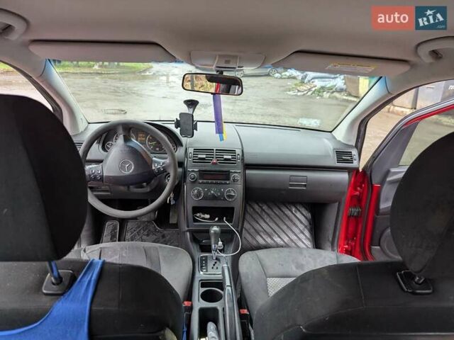 Червоний Мерседес А клас, об'ємом двигуна 1.5 л та пробігом 252 тис. км за 5100 $, фото 25 на Automoto.ua