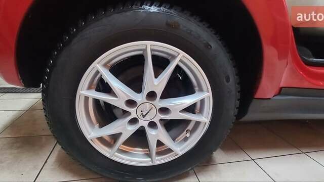 Мерседес А класс 2007 в Киеве на Automoto.ua Красный Мерседес А класс, объемом двигателя 1.66 л и пробегом 117 тыс. км за 5300 $, фото 12 на Automoto.ua