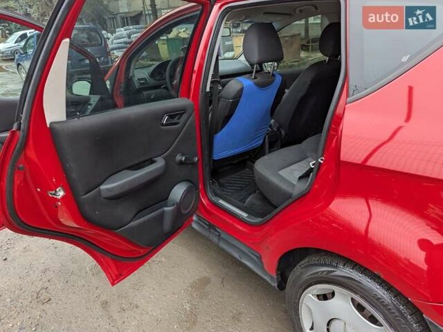 Червоний Мерседес А клас, об'ємом двигуна 1.5 л та пробігом 252 тис. км за 5100 $, фото 18 на Automoto.ua