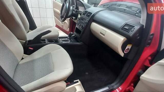 Мерседес А класс 2007 в Киеве на Automoto.ua Красный Мерседес А класс, объемом двигателя 1.66 л и пробегом 117 тыс. км за 5300 $, фото 7 на Automoto.ua