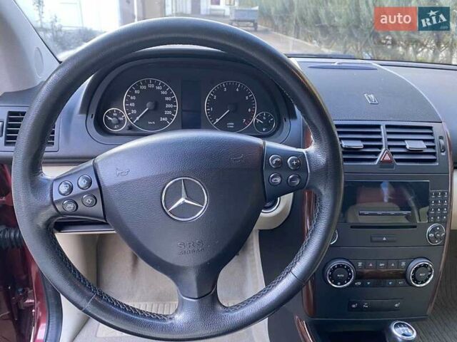 Червоний Мерседес А клас, об'ємом двигуна 2.04 л та пробігом 196 тис. км за 4800 $, фото 5 на Automoto.ua