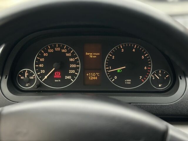 Червоний Мерседес А клас, об'ємом двигуна 1.5 л та пробігом 209 тис. км за 6250 $, фото 19 на Automoto.ua