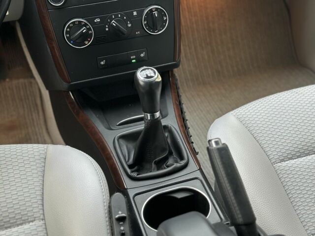 Червоний Мерседес А клас, об'ємом двигуна 1.5 л та пробігом 209 тис. км за 6250 $, фото 22 на Automoto.ua