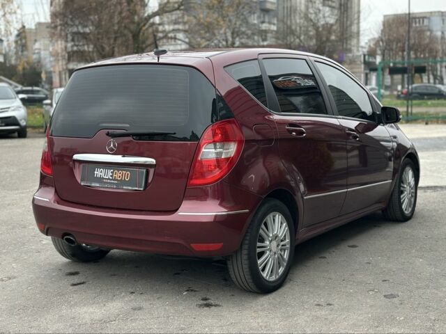 Червоний Мерседес А клас, об'ємом двигуна 1.5 л та пробігом 209 тис. км за 6250 $, фото 9 на Automoto.ua