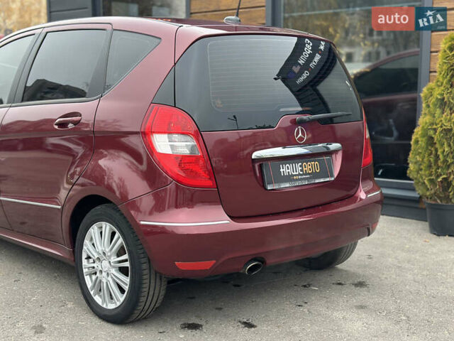 Червоний Мерседес А клас, об'ємом двигуна 1.5 л та пробігом 209 тис. км за 6250 $, фото 12 на Automoto.ua
