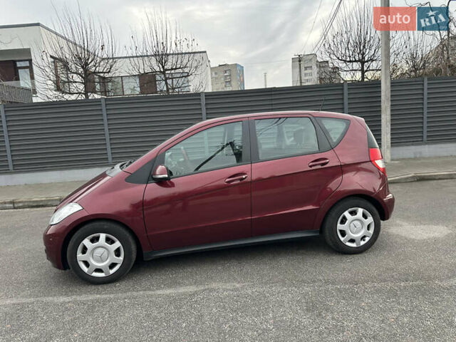 Красный Мерседес А класс, объемом двигателя 1.7 л и пробегом 204 тыс. км за 6800 $, фото 7 на Automoto.ua