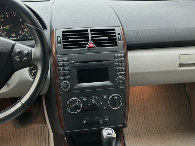 Червоний Мерседес А клас, об'ємом двигуна 1.5 л та пробігом 209 тис. км за 6250 $, фото 21 на Automoto.ua