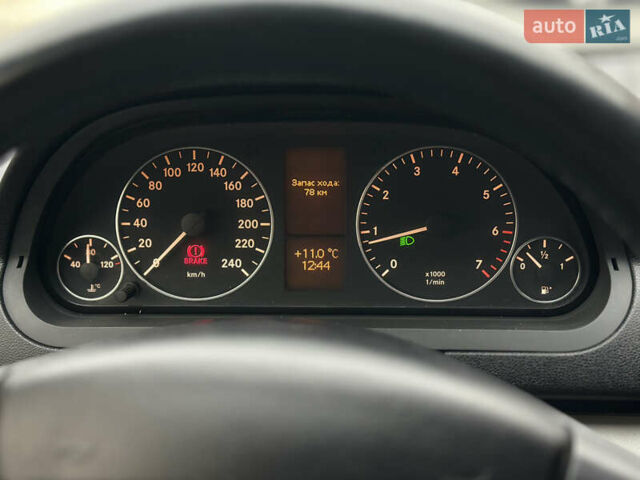 Червоний Мерседес А клас, об'ємом двигуна 1.5 л та пробігом 209 тис. км за 6250 $, фото 36 на Automoto.ua