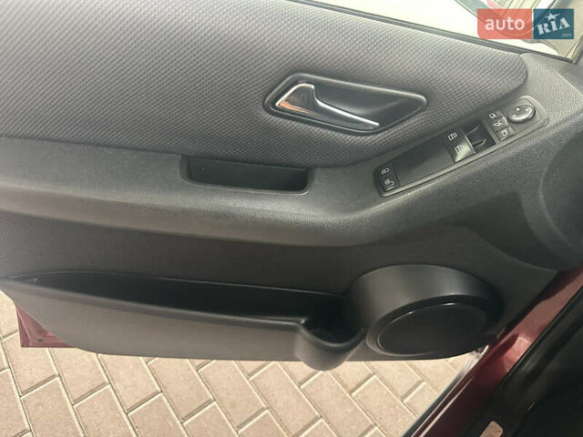 Червоний Мерседес А клас, об'ємом двигуна 1.7 л та пробігом 203 тис. км за 7700 $, фото 23 на Automoto.ua